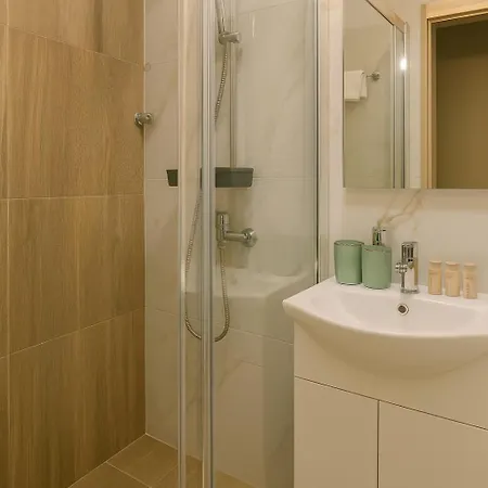 Gpx Clr-come Undone Apartman