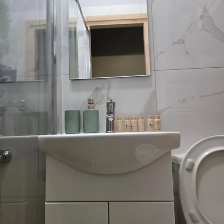 Apartman Gpx Clr-come Undone Lárisza